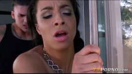 المهبل الصغير مارس الجنس مع الرعاية والعاطفة